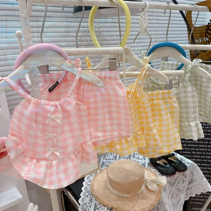 طقم صيفي جديد للبنات: شورت بحمالات وتنورة بتصميم أميرة منقوشة بفيونكة، طقم أنيق وعصري للرضع والأطفال الصغار - Image 2