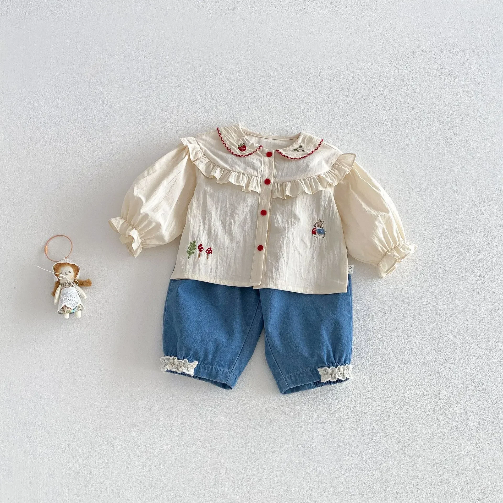 بنطلون جينز للفتيات بخصر مطاطي وحواف دانتيل للأطفال من 0-5 سنوات، موديل ربيع 2026 بأسلوب كوري، ملابس مريحة للفتيات - Image 2