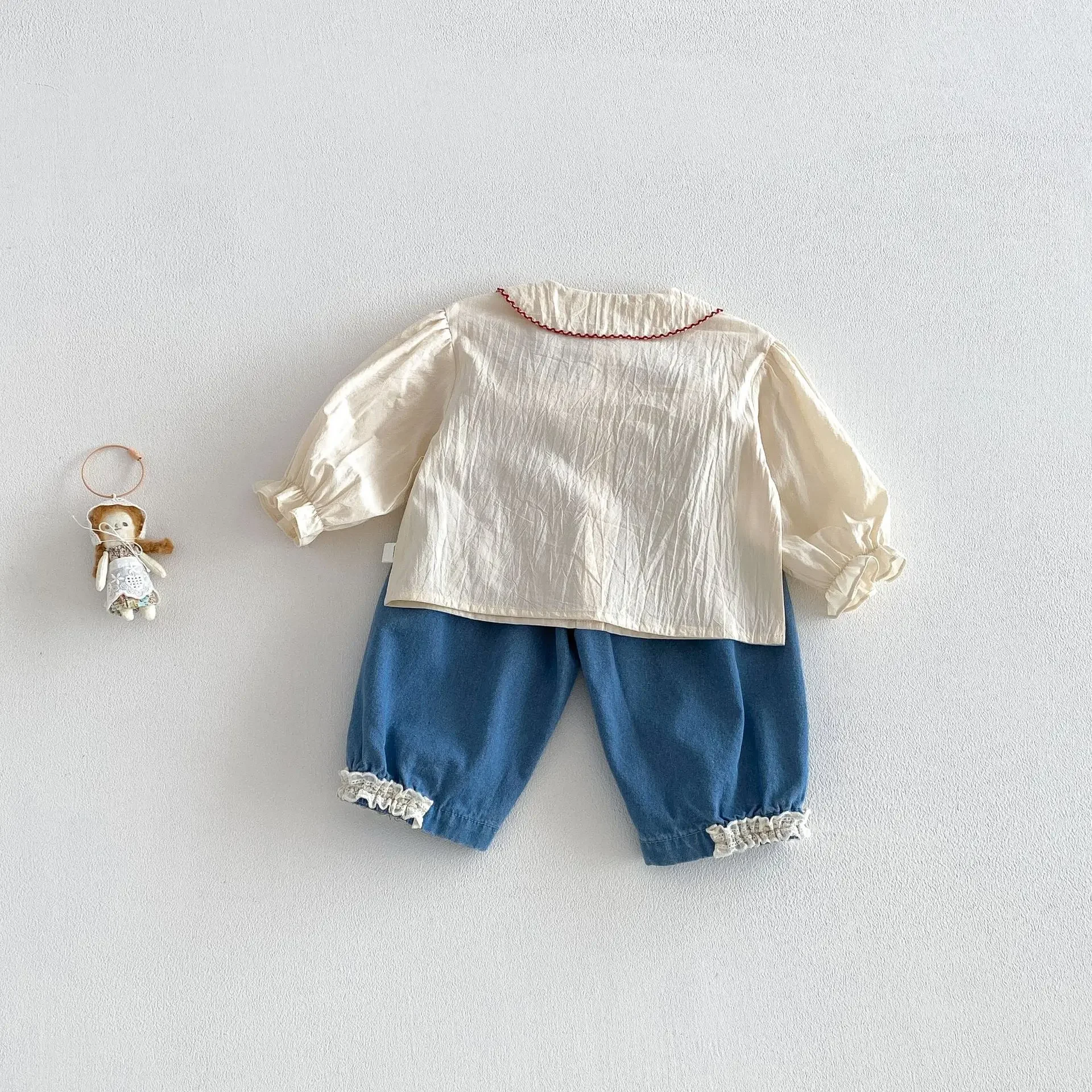 بنطلون جينز للفتيات بخصر مطاطي وحواف دانتيل للأطفال من 0-5 سنوات، موديل ربيع 2026 بأسلوب كوري، ملابس مريحة للفتيات - Image 3