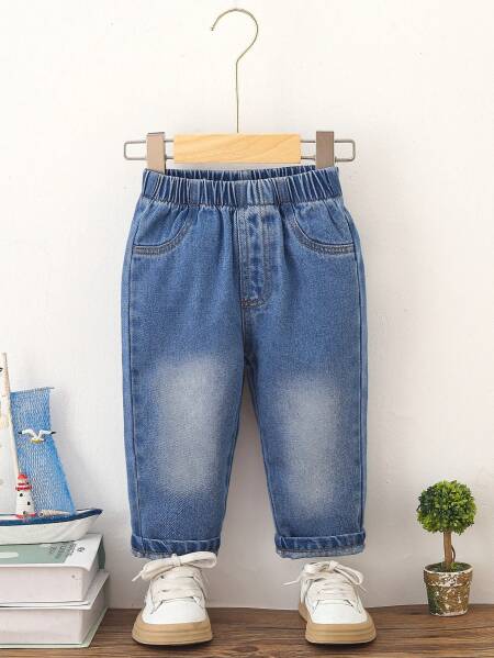 نمط اتجاهي رائج البيع للأولاد والبنات، بنطال جينز عصري وبسيط بلون سادة مع بنطال ضيق، طراز كاجوال