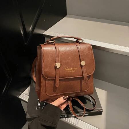 حقيبة ظهر نسائية عصرية بسيطة حضرية متعددة الوظائف حقيبة مربعة صغيرة حقيبة ركاب كتف مزدوج حقيبة كروسبودي