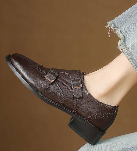 أحذية أكسفورد بنية من جلد البقر من إيجسيتي للنساء بإبزيم أحذية ديربي غير رسمية أحذية بروغ للسيدات بكعب عريض