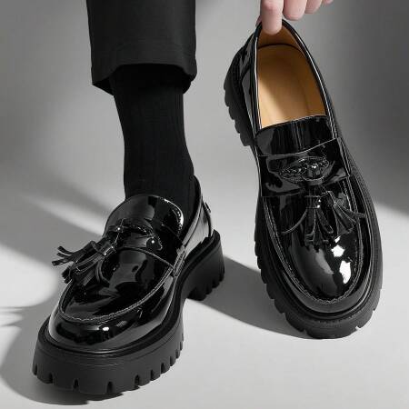 موضة شرابة سميكة وحيد أحذية جلدية للرجال المتسكعون الانزلاق على فستان الأعمال أحذية للرجال لامعة حفلة رسمية حذاء أبيض