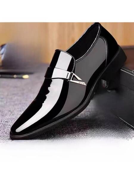 أحذية رجالية رسمية لامعة للأعمال، مصنوعة من الجلد القابل للتنفس، مع كعب داخلي مرتفع، تشطيب مصقول، مقدمة مدببة، أحذية عصرية بأ...