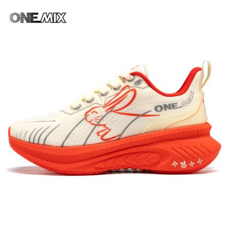 ONEMIX 2025 أحذية رياضية جديدة عازلة احذية الجري الثقيلة العدائين الرجال عدم الانزلاق تنفس خفيفة الوزن في الهواء الطلق أحذية رياضية