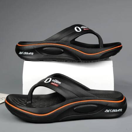 شباشب رجالية صيفية غير قابلة للانزلاق من مادة EVA صنادل منزلية خفيفة الوزن شرائح ناعمة عالية الجودة موضة حمام الشاطئ في الهواء الطلق