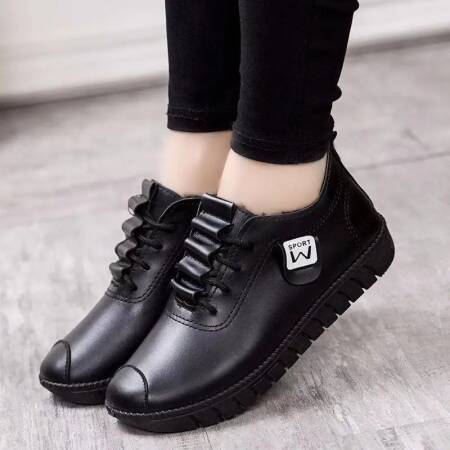 Tenis Feminino 2025 المرأة أحذية رياضية كاجوال الصيف مريحة للتنفس أحذية منصة موضة النساء تنوعا أحذية الدانتيل